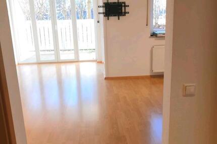 Ab 01.04. Helle kleine Wohnung Bad Abbach -Lengfeld