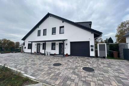 Haus zum Mieten in Hanau 2.500,00 € 205 m²