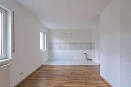 Wohnung zum Mieten in Klipphausen 215,00 € 29.25 m²