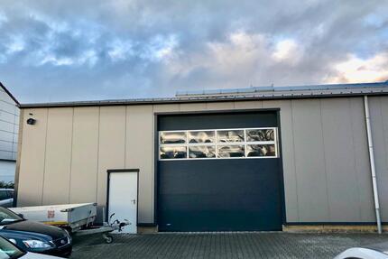 175qm Lager Garage Gewerbe Halle in Bornheim zu vermieten