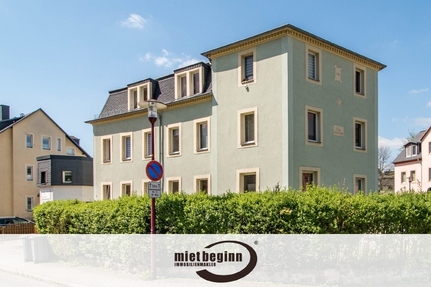 ERSTBEZUG NACH SANIERUNG – TERRASSE – WANNENBAD MIT FENSTER – RUHIG & ZENTRUMSNAH GELEGEN