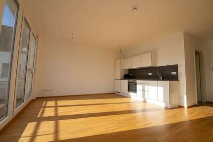 Wohnung zum Mieten in Dresden 960,00 € 65.86 m²