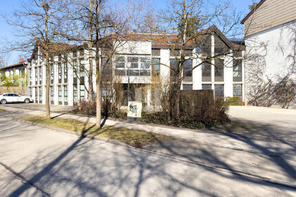 WINDISCH ImmobilieN - Moderne BüroImmobilie in S-Bahnnähe