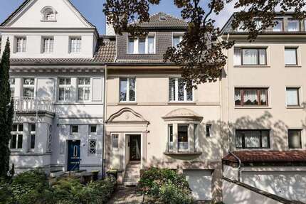 Haus zum Kaufen in Essen 700.000,00 € 257.7 m²