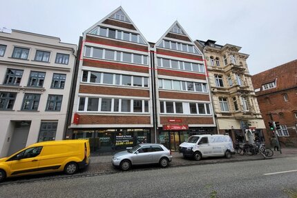 Schöne 4-Zimmer-Wohnung mit Balkon in der Lübecker Innenstadt (Nähe Koberg Burgtor)