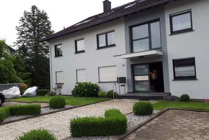 Moderne Erdgeschoss-Maisonette-Wohnung mit Kamin und Gartenblick in Warburg