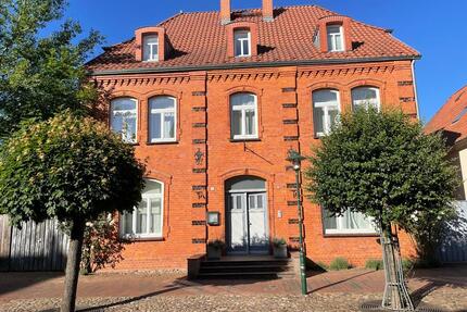 historisches Stadthaus mit parkähnlichem Garten in Hagenow