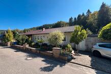 Geräumiges Einfamilienhaus mit Garten in Elmstein-Schwarzbach