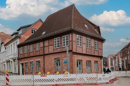 Mölln: Historischer Charakter, moderne Möglichkeiten – Ihr Büro oder Praxis in Mölln!