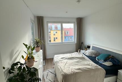 Befristet: 01.07.25-28.09.25 - 2 Zimmer Wohnung mit Loggia