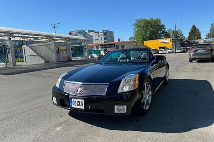 Cadillac XLR