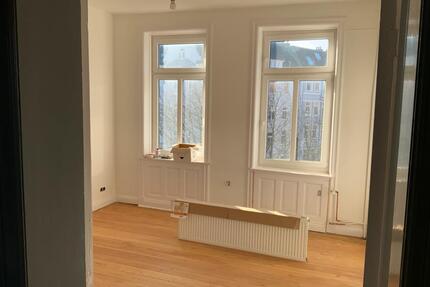 2 große StudiZimmer in 3er-Altbau-WG zu vermieten, Hansastraße