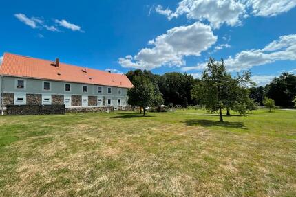 Liebevoll sanierte Haushälfte auf einem Bauernhof zu vermieten