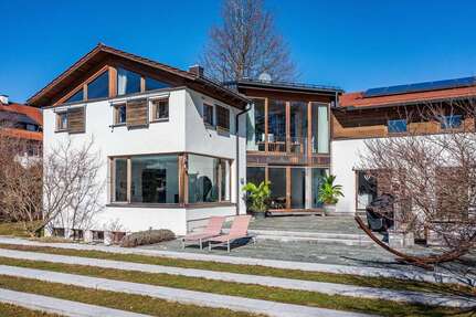 Haus zum Mieten in Icking 6.250,00 € 367 m²