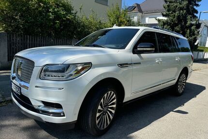 Lincoln Navigator