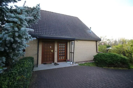 Leuna Einfamilienhaus 4 Zi 122 m², Garten, 1.480 € Miete zzgl. NK