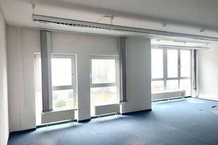 Büro in Velbert 4.689,23 € 625.23 m²