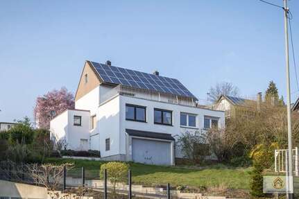 Haus zum Kaufen in Wuppertal 379.000 € 214.34 m²