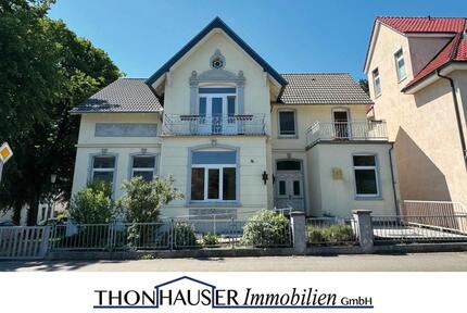 Schöne Villa mit ursprünglichem Charme und viel Platz für Ihr Gewerbe in 23879 Mölln