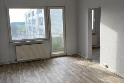 Sanierte 4 Raum- Wohnung zu vermieten