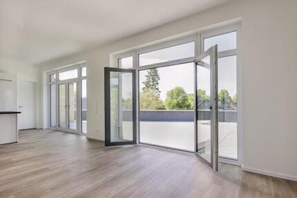 Exklusive 4-Zimmer-Penthouse-Wohnung mit luxuriöser Innenausstatt
