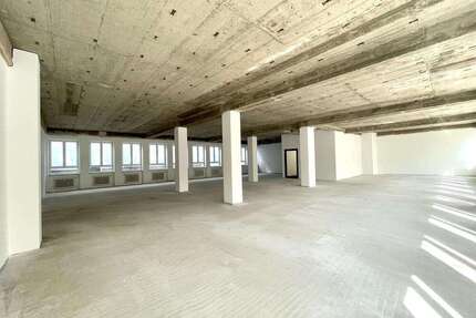 Büro in Erlangen 3.120,00 € 260 m²