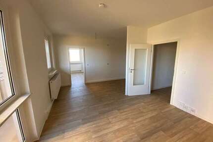 Wohnung zum Mieten in Suhl 526,61 € 79.72 m²