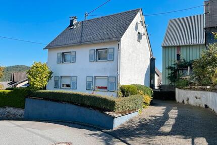 Kleines Bauernhaus mit viel Platz