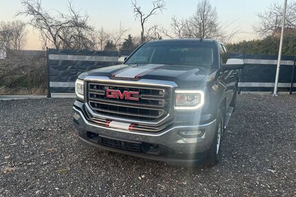 GMC Sierra