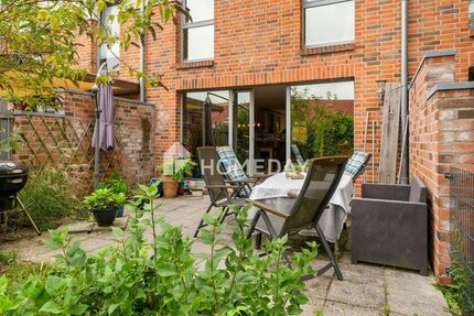 Top gepflegtes RMH mit Süd-Terrasse, Dachterrasse + Stellplatz | Helle Zimmer | Garten