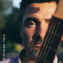 Micha Kern - Der Gitarrenmann aus Übersee Wasserburg